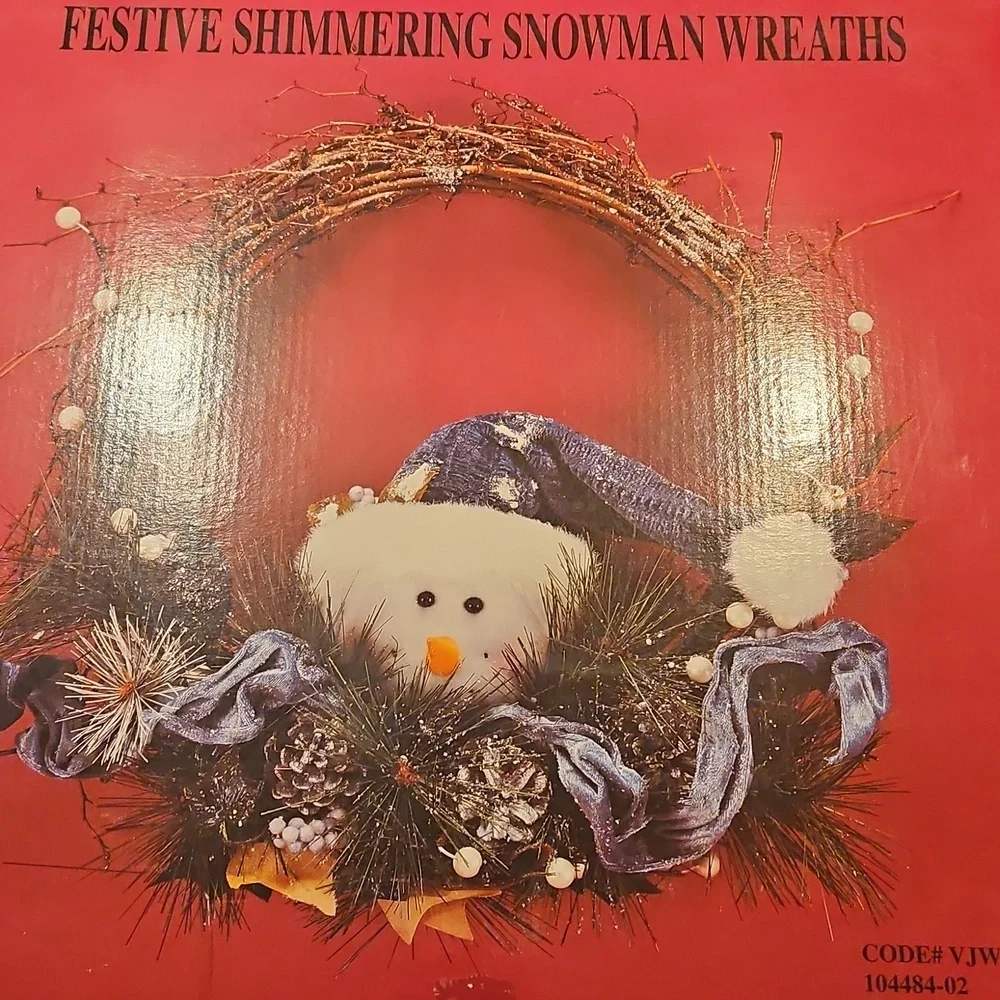 Festive Shimmering Snowman Wreath